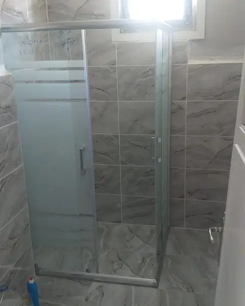 Duşakabin montajı
