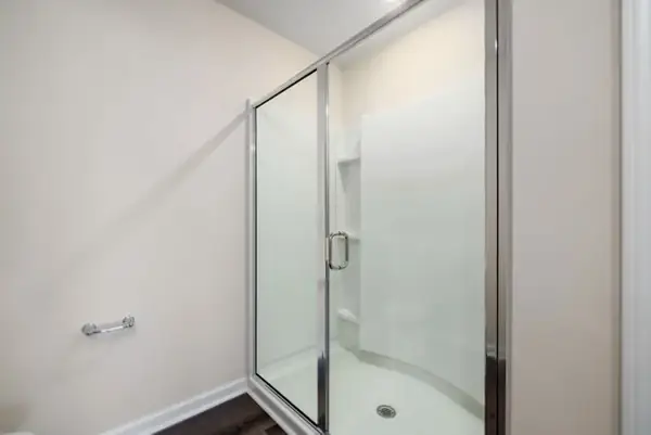 Krom Duşakabin Modeli