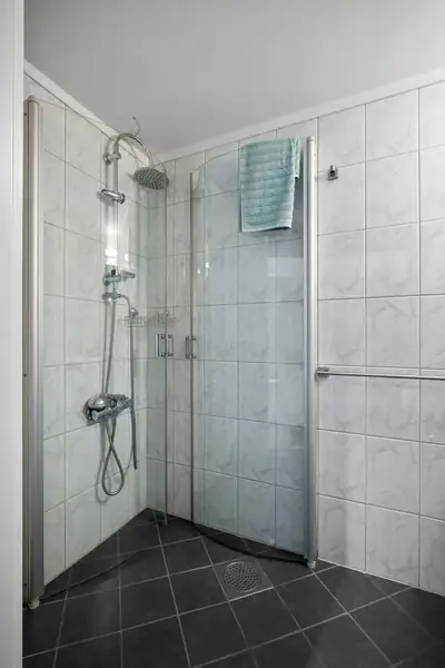 Krom Duşakabin Modeli