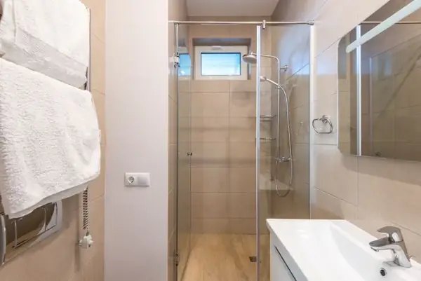 Krom Duşakabin Modeli