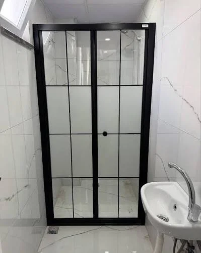 Siyah Duşakabin